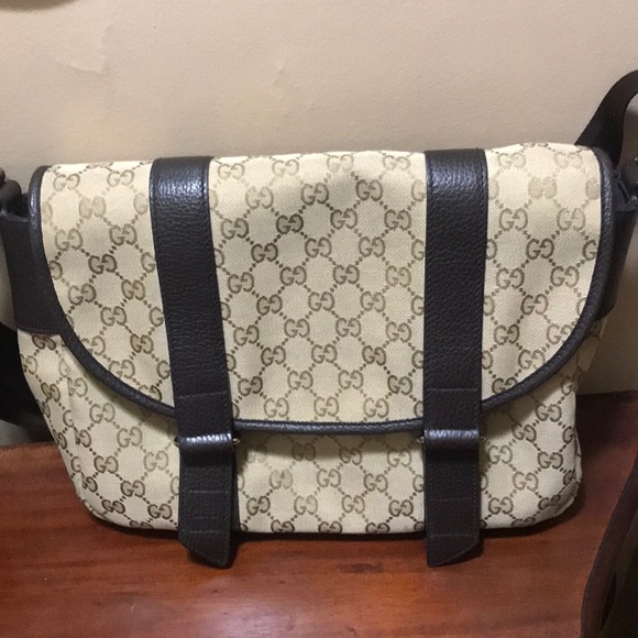 Gucci messanger bag - Picture 1 of 7